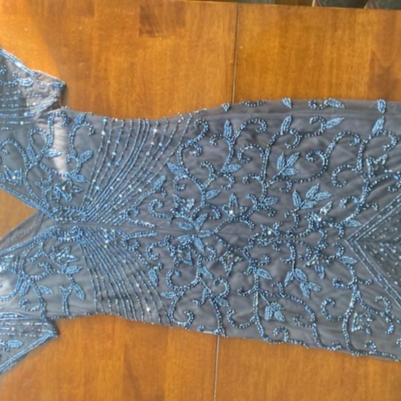 Slate Grey Beaded Gown Size 12 Pisarro - Picture 9 of 9